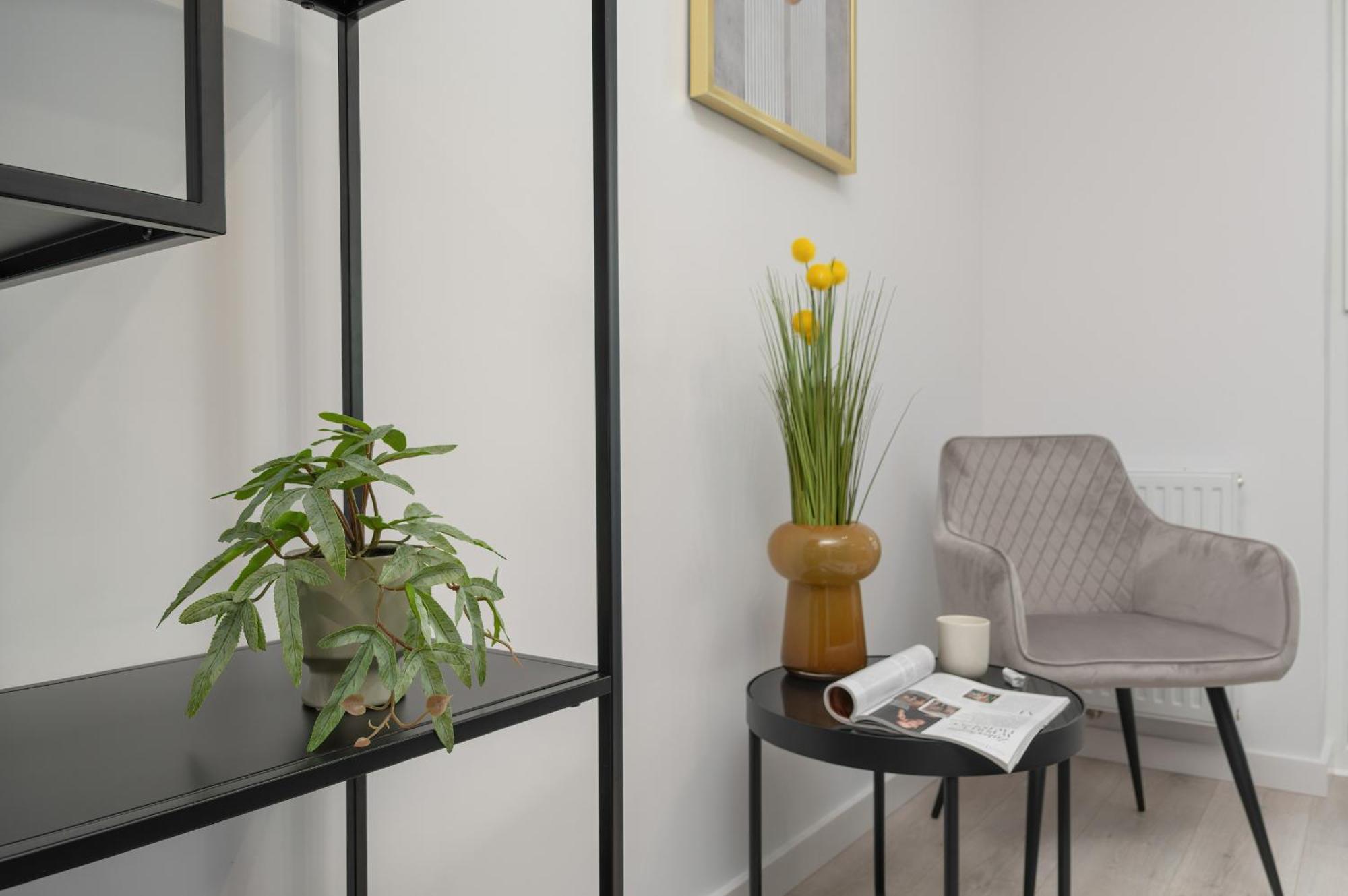 Funkcjonalny Smart Tv & Wifi By Renters Rzeszów