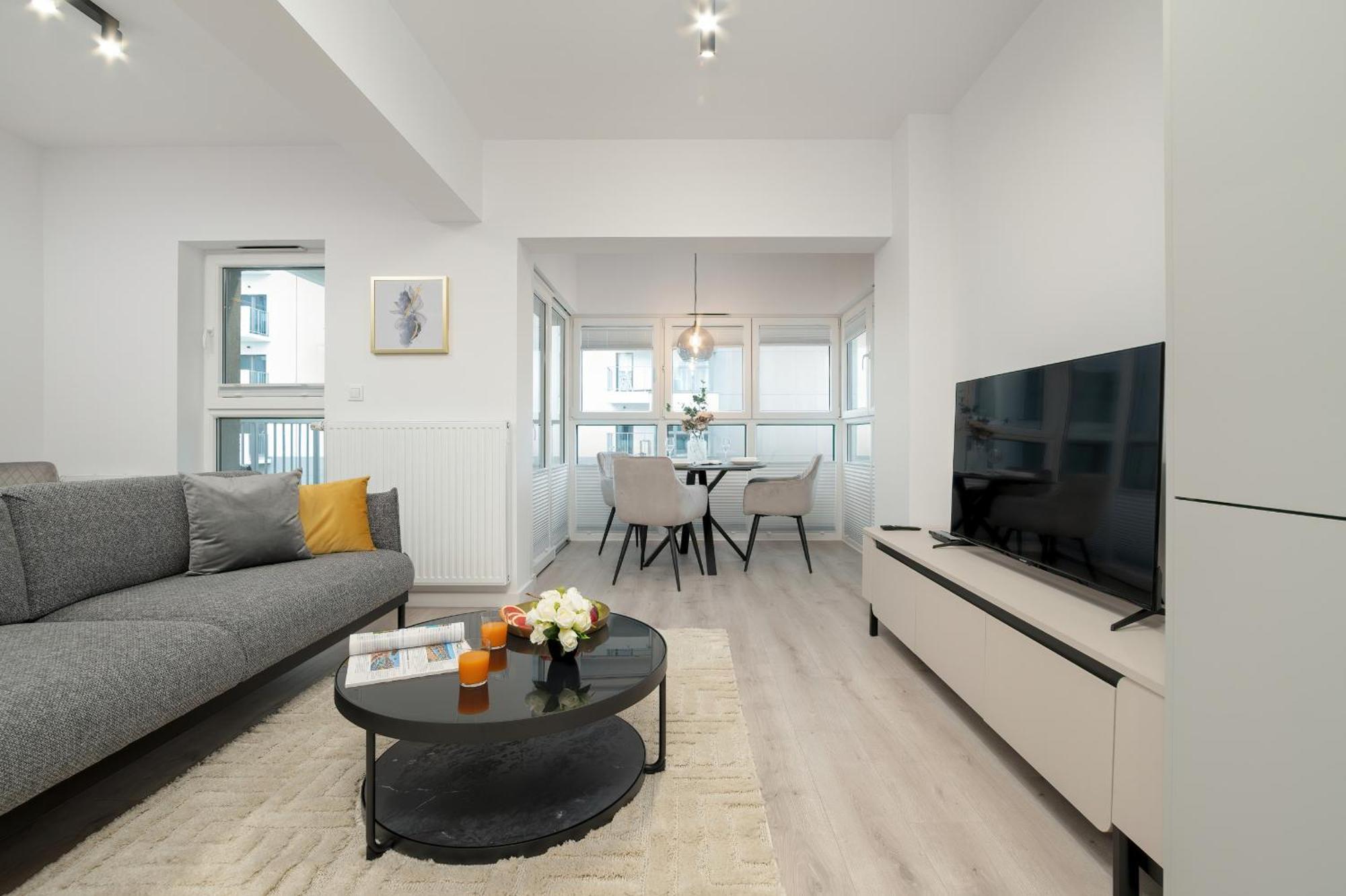 Funkcjonalny Smart Tv & Wifi By Renters Apartment Rzeszów